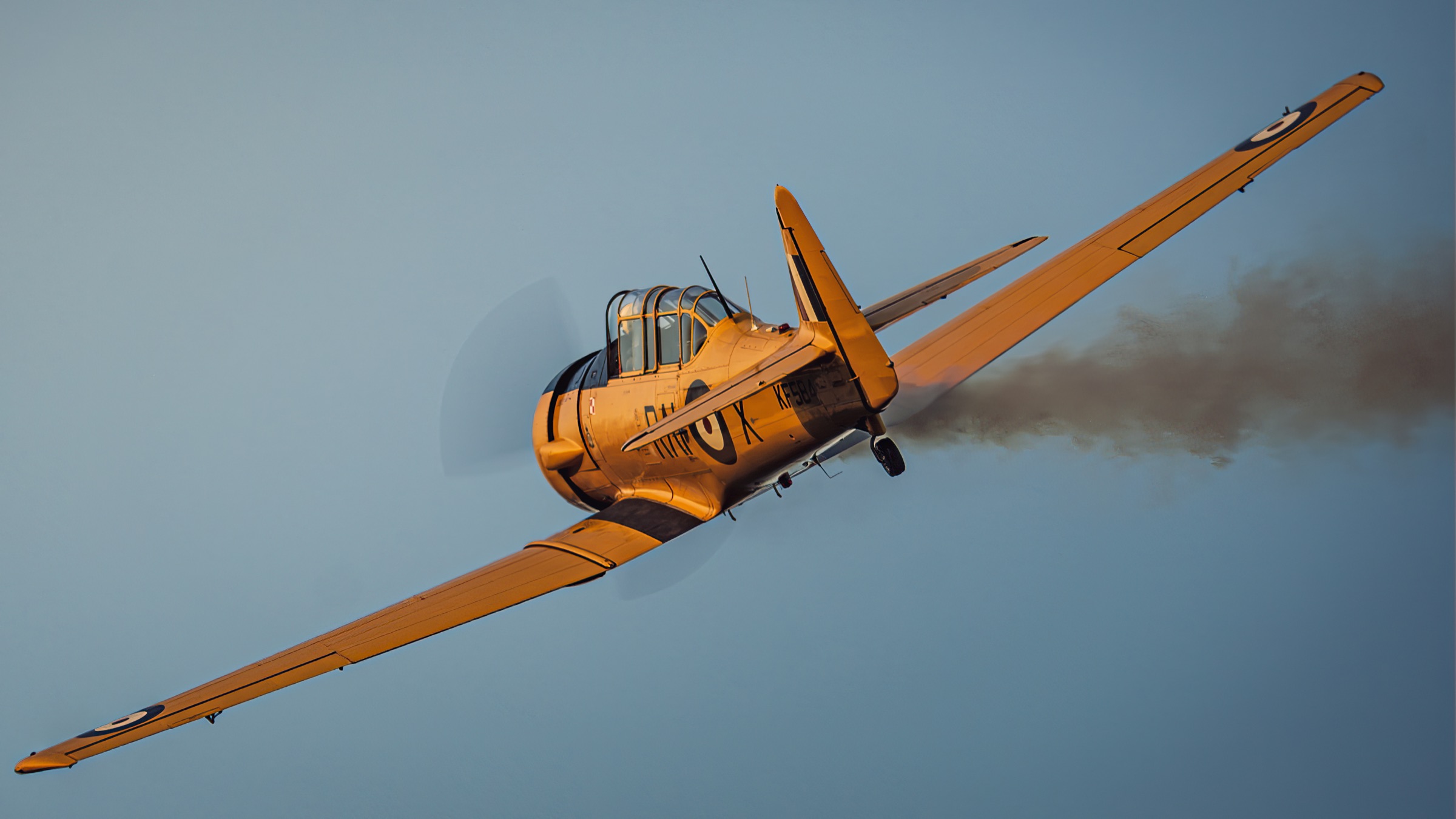 North American T-6 Harvard SP-YIX — fot. Michał Pożarowszczyk